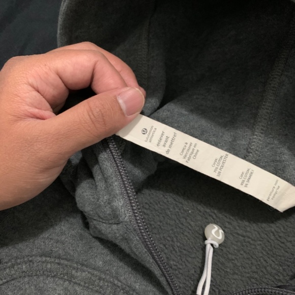 Lululemon Scuba Hoodie - Picture 4 of 4